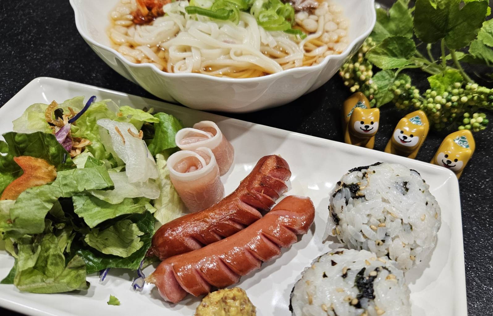 豚しゃぶキムチうどんとおにぎり