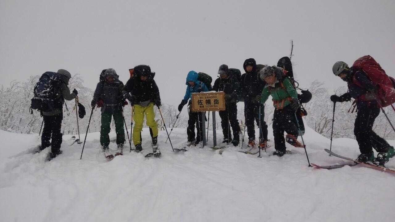 小屋泊メンバー2024・12.31です